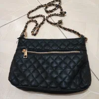 کیف رو دوشی چرم آلدو و کیف حصیری دست دوز|کیف، کفش، کمربند|ری, شهادت|دیوار