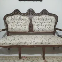 مبل ۶ نفره و گنجه(ویترین) و نهارخوری ۶نفره