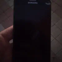گوشی j7pro فقط السیدی ایراد دارد .