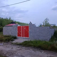 زمین دور دیوار در پیل علی باغ