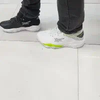 کفش والیبال|کیف، کفش، کمربند|رشت, حسین آباد|دیوار