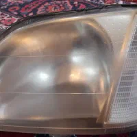 یک جفت چراغ جلو L90