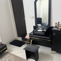 تخت میز آرایش