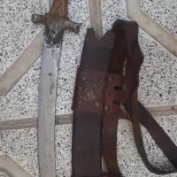 شمشیر با سپر