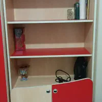 کتابخانه وکمد