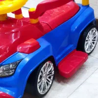 موتور چهارچرخ  دسته دارنوعه نوع پلاستیک مواداول