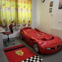 تخت ماشین پورشه قرمز