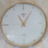 ساعت دیواری