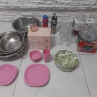 تعدادی ظروف پذیرایی واشپزخانه،یکجا۲۵۰۰