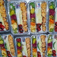 غذای گرم و خوشمزه برای شرکتها،مهمانیها و نذورات|خدمات پذیرایی، مراسم|تهران, فردوسی|دیوار