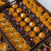 تهیه انواع حلوا درجه یک