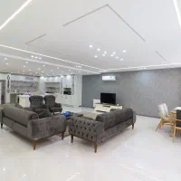 *تخفیف ویژه* واحدهای مبله ۳خوابه و ۲خوابه فوق لوکس|اجارهٔ کوتاه‌مدت آپارتمان و سوئیت|شیراز, فرهنگ شهر|دیوار