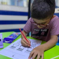 پرستار کودک جهت آموزش