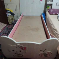 تخت نوجوانی دخترانه