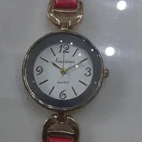 ساعت دخترانه.در حد نو