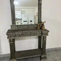 آینه و کنسول