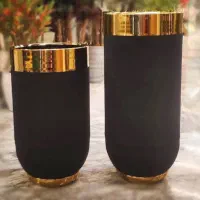 گلدان فایبر گلاس روکش مخمل لبه فلزی پایه چرخ دار