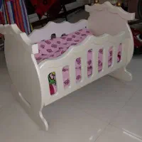 تخت نوزاد در حد نو|تخت و صندلی بچه|شاهین‌شهر, عطار|دیوار