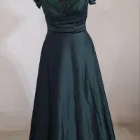 لباس مجلسی زنانه|لباس|رشت, پیرسرا|دیوار