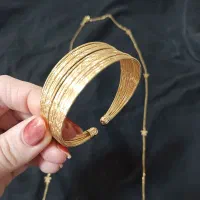 دستبند با رو لباسی