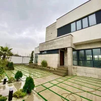 سازنده برند و معروف خیلی مهمه/پیشنهاد ویژه ما هستش