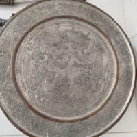 سینی مسی|کلکسیون اشیاء عتیقه|شیراز, کوشک میدان|دیوار