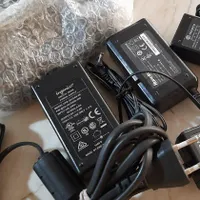 تعدادی اداپتور نو در ولتاژ  و امپراژ مختلف