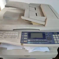 یک عدد دستگاه کپی و پرینتر