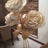 گل رز  ۱۸۰ سانتی