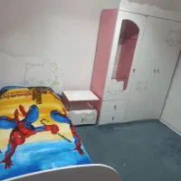 سرویس خواب نوجوان در حد نو شامل تخت کمد پاتختی|تخت و سرویس خواب|همدان, |دیوار