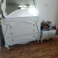 سرویس خواب دو نفره کاملا نو و تمیز همراه تشک