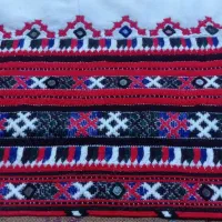 لباس مجلسی. تپهی|لباس|نازیل, |دیوار