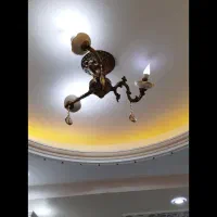 دو عدد لوستر سقفی و دوتا دیوار کوب