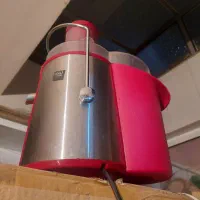 آبمیوه گیری بزرگ