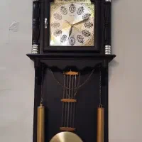 ساعت دیواری سالم و شیک