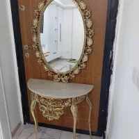 آینه میز فلزی زیر تلویزیون