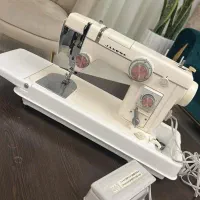 چرخ خیاطی ژانومه 802 در حد آکبند