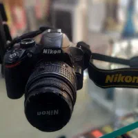 دوربین D3200 در حد نو