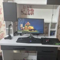 میز کامپیوتر کتابخانه دار