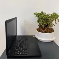 لپ‌تاپ دل 5570 با پردازنده قوی HQ و قیمت اقتصادی|رایانه همراه|مشهد, فلسطین|دیوار
