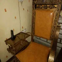 صندلی ومیزتلفن فرفروژه بسیار تمیز وزیبا