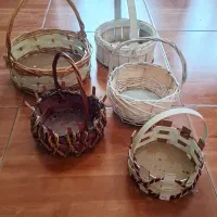 پنج عدد سبد چوبی دونه ای ۱۰۰ تومن