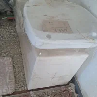 یک عدد سرشور آرایشگاهی+دو عدد صندلی آرایشگاهی|آرایشگاه و سالن‌های زیبایی|گنبد کاووس, |دیوار