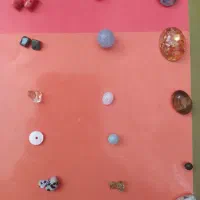 تعدادی سنگ مهره طبیعی و نگین