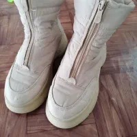 نیم بوت سایز ۳۴ رنگ کرمی