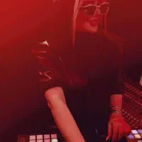 دیجی خانوم آقا ضرب تمپو نورپردازی آتش بازی ارکستر