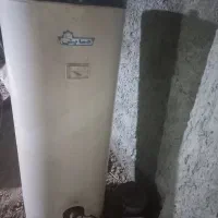 ابگرمکن ۱۲۰ لیتری تمیز. و   کولر پنجره‌ای