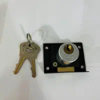 قفل و کلید برای در کمد و کابینت