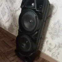 اسکیپر با میکرفون