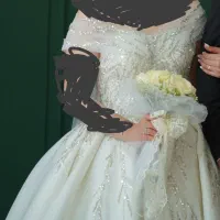 لباس عروس لباس فرمالیته لباس عقد تمیز و سالم|لباس|رشت, منظریه|دیوار